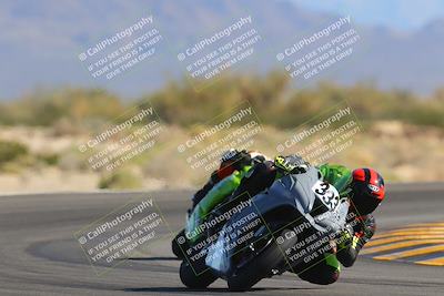 media/Oct-30-2022-CVMA (Sun) [[fb421c3cec]]/Race 12 Supersport Open/